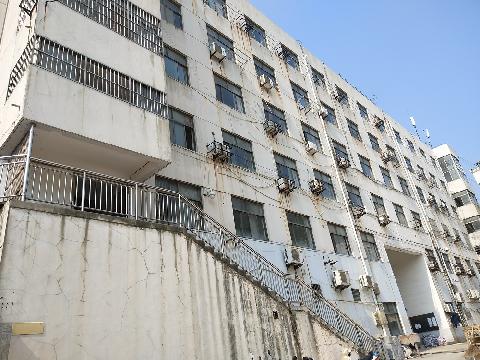 无为县教师进修学校老校区部分房产转让公告