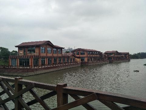 常州市经开区丁塘河湿地公园北面第二艘龙舟招租公告