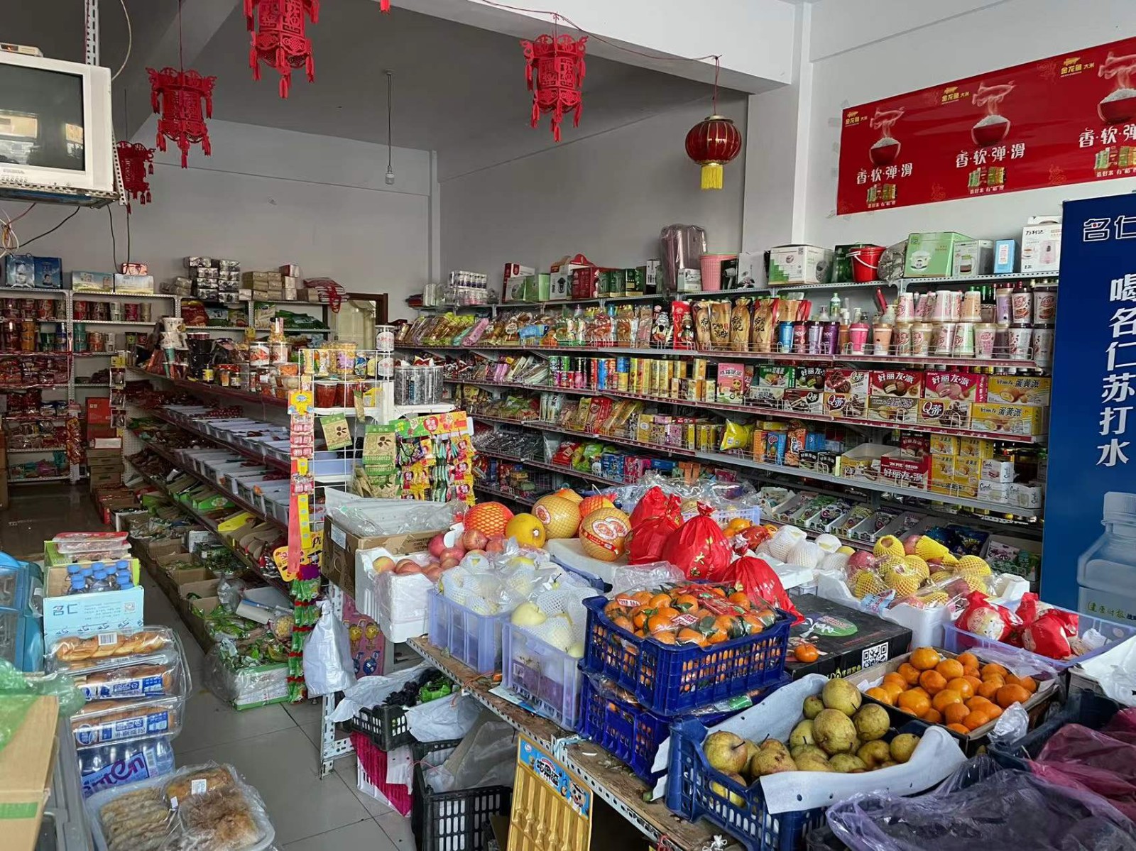 锡林浩特市胜利嘉园小区东四号商铺对外招租（年租金底价34000元，租期3年）交易公告