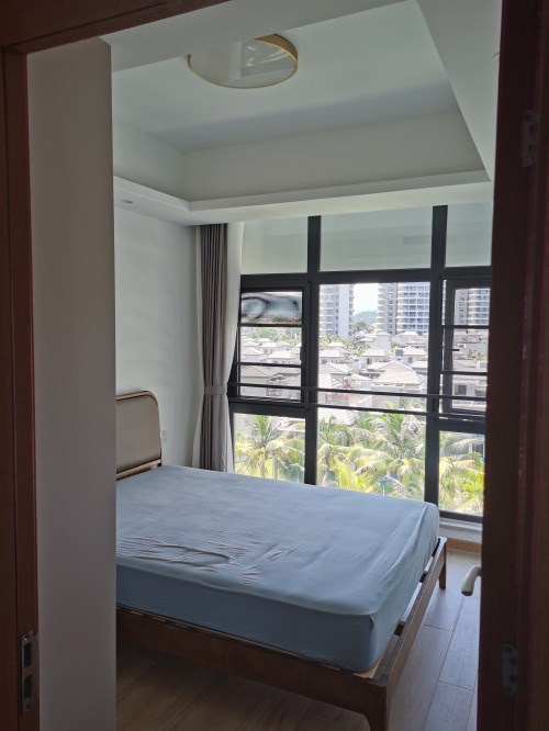 海南省三亚市陵水县清凤海棠长滩一期10号楼7层701号房产转让交易公告