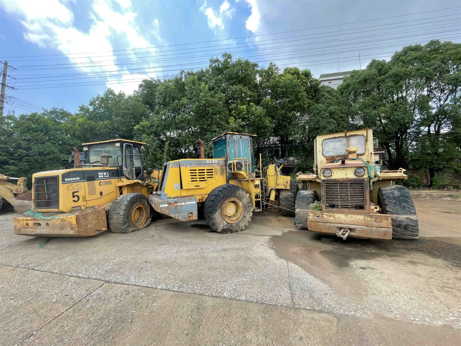 池州市贵池区五〇七码头拆迁报废的装载机转让公告