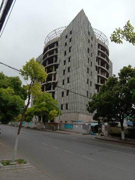 “上海杨园综合商场文化中心”在建工程14.8%权益份额转让项目交易公告