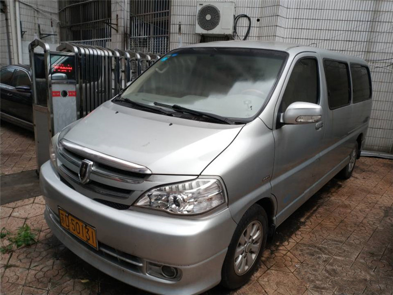 标的6：（苏D50131）金杯2.7L中型普通客车拍卖公告