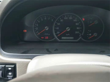 （蒙AD4011）起亚牌YQZ6491小型普通客车2.7L(内蒙古地矿建设工程)交易公告