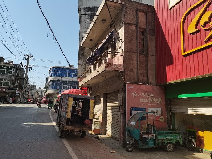 无为市牛埠镇牛埠社区牛埠商场营业仓库房出租公告