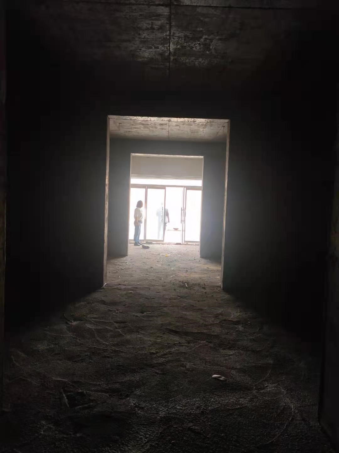 乌兰察布市察哈尔右翼中旗河畔居商住小区22号门脸房房产转让交易公告