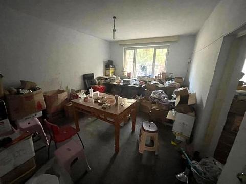 呼和浩特市新城区东护城河南街计委宿舍院内166㎡住房招租（年租金底价38778元，租期3年）第二后勤服务中心交易公告
