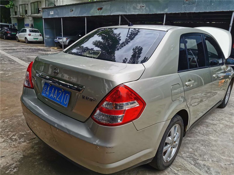 琼aaa210颐达牌dfl7160mbj小型轿车转让公告