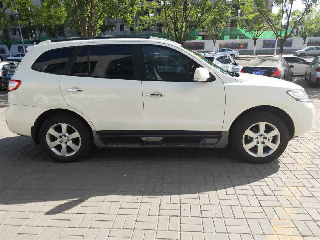 (蒙c60022)现代胜达kmhsh81d越野车转让(乌海市盛达投资担保有限责任