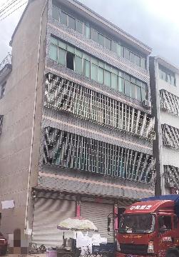 上溪镇寺西村4栋3间房屋招租