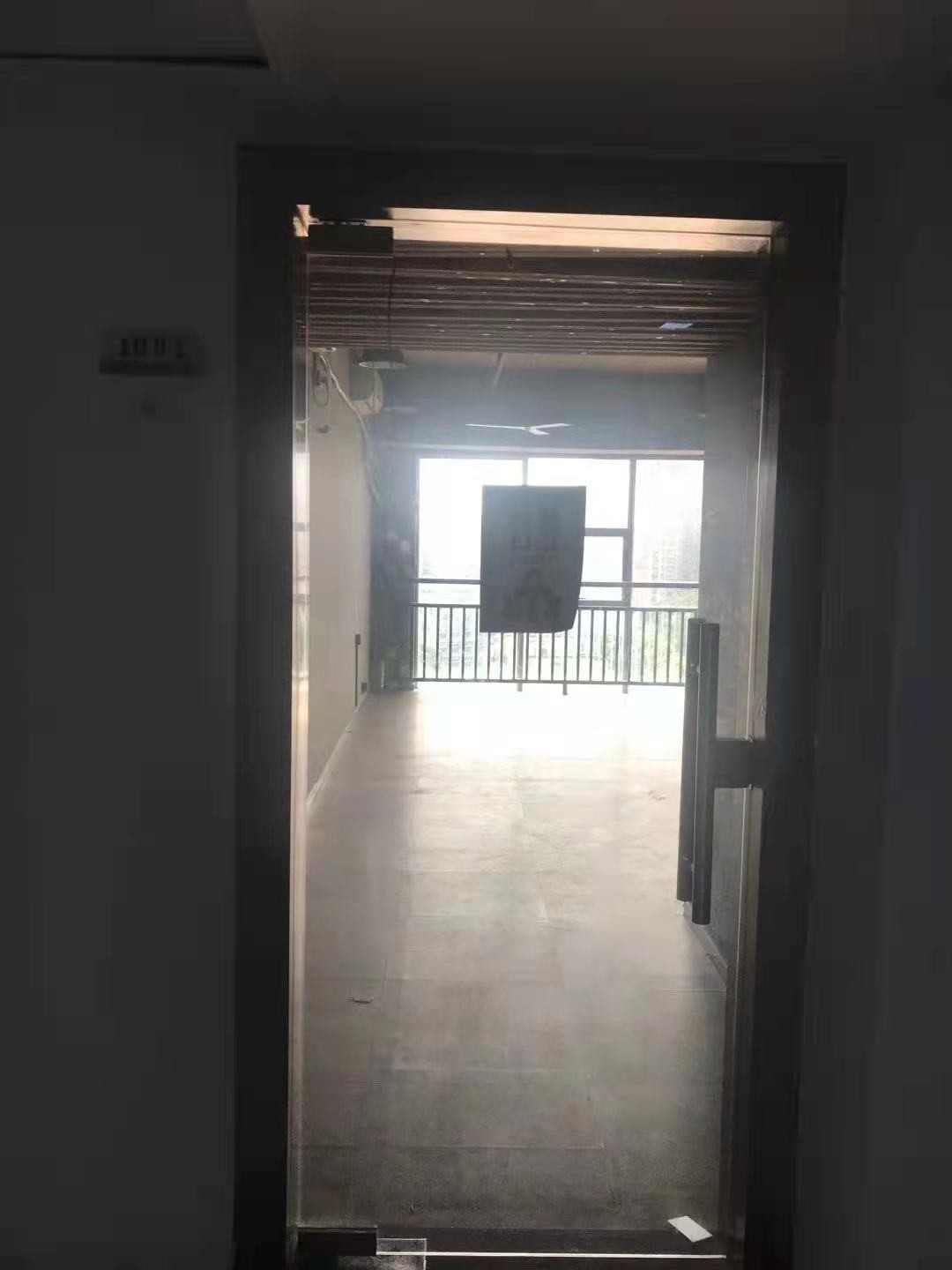 深圳市宝安区新安办前进路冠利达大厦一栋十层1001室等六套房产交易公告
