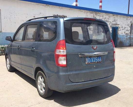 (蒙dx2566)五菱牌lzw6431mf小型普通客车