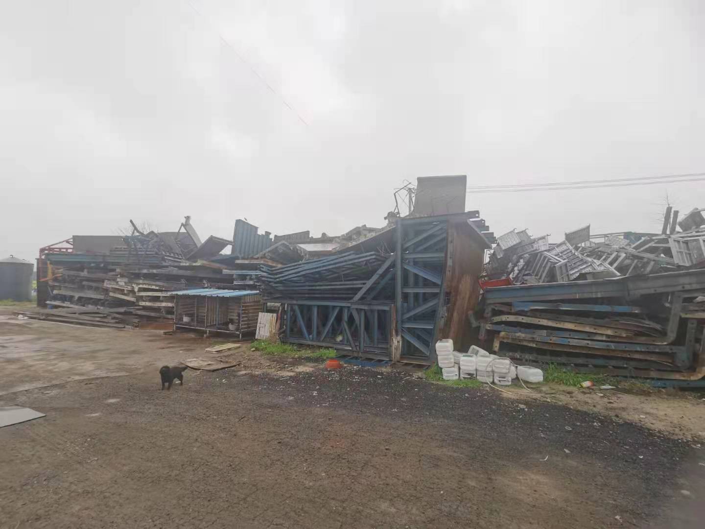 中铁三局集团华东建设有限公司钢模板等废旧物资处置（盐通项目部连续梁模板）交易公告