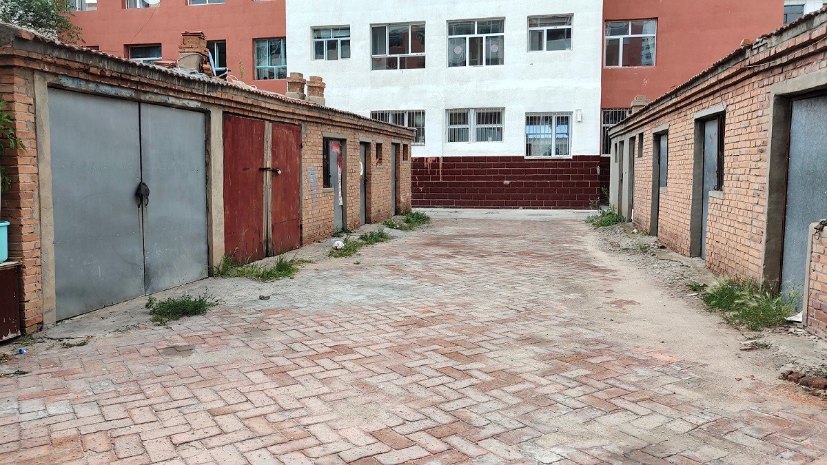 锡林浩特市希办一颗树街房产转让（带20㎡储物间） 交易公告
