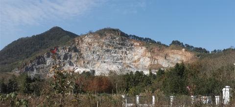 池州金桥投资集团有限公司关于贵池区一处闭坑矿山地质环境治理工程产生的多余石料转让公告