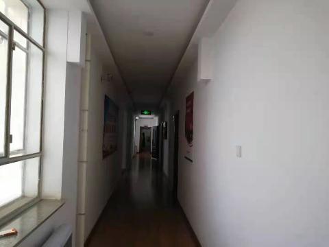 锡林浩特市团结大街46号监狱原矫正罪犯中心房产整体招租（年租金底价800000元/年，租期1年）