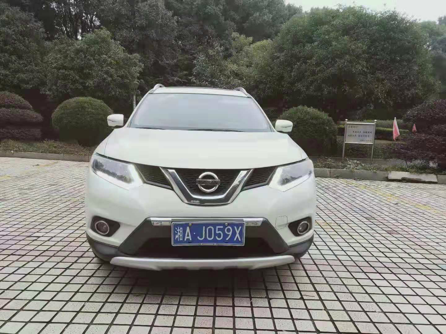 (湘aj059x) 东风日产牌dfl6461vek2小型普通客车