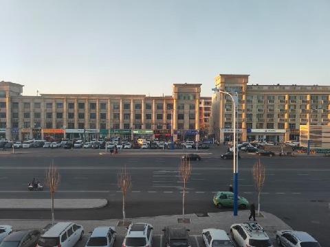 呼和浩特市回民区新华西街金泉小区1号综合楼3层1031号1032号1033号3036号、4层1041号房产询价公告