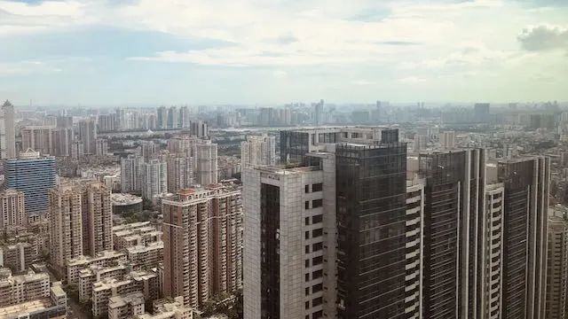 青岛部分共有产权房无法交付,地方国资称“没钱”,购房者被“拖累”
